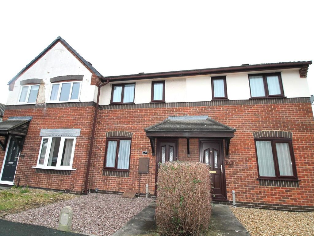 2 bed property to rent in Ormonds Close, Bradley Stoke, Bristol BS32, £