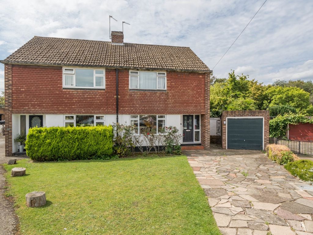 3 bed semidetached house for sale in Barham Close, Bromley BR2, £