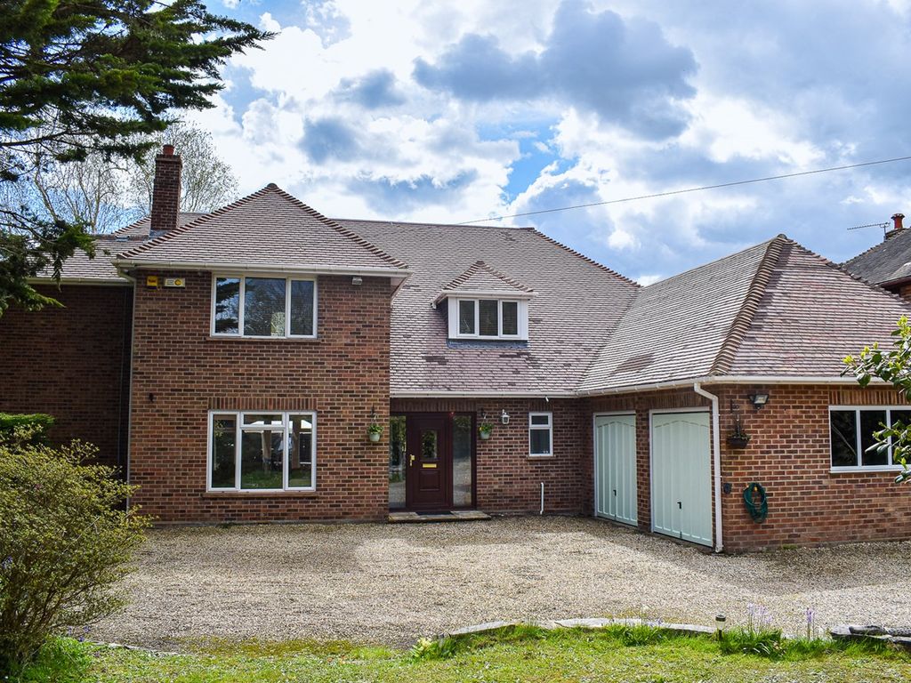 4 bed detached house for sale in Sway Road, New Milton BH25, £1,100,000