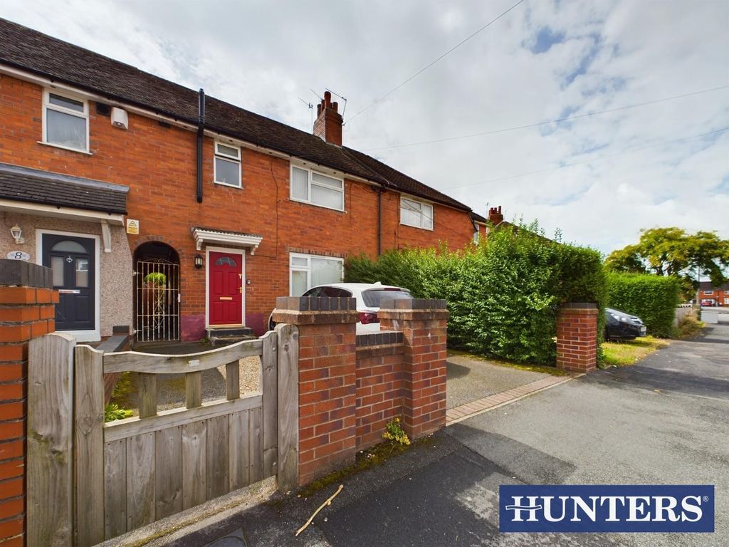 3 bed property for sale in St. Bernards Road, NewcastleUnderLyme ST5