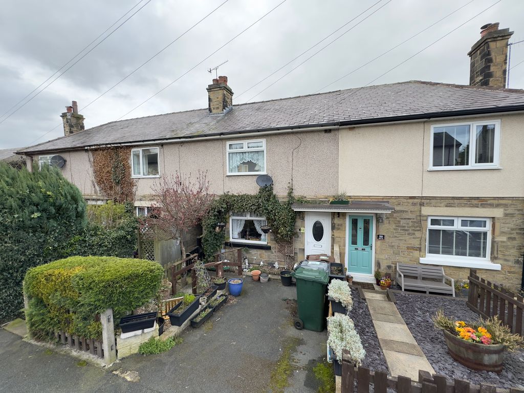 2 bed town house for sale in Albert Avenue, Shipley, West Yorkshire