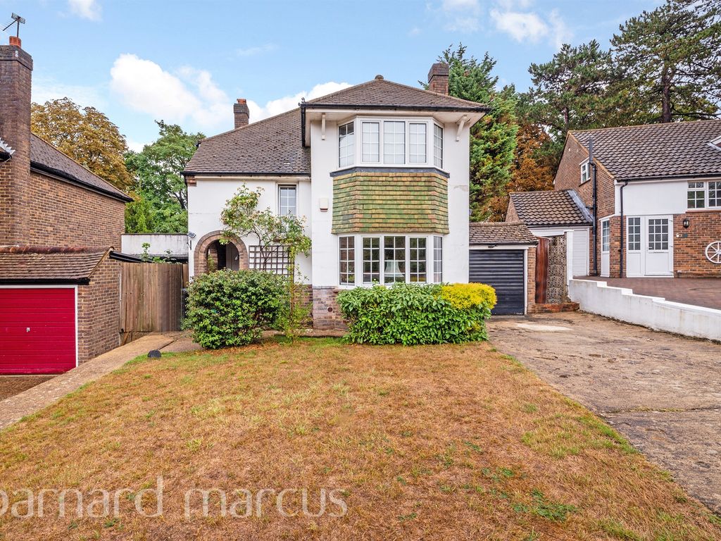 4 bed detached house for sale in Ownstead Gardens, Sanderstead, South Croydon CR2 Zoopla