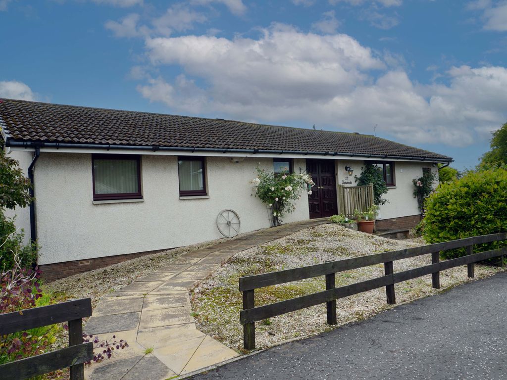 3 bed detached house for sale in Hills Road, Strathaven ML10 Zoopla