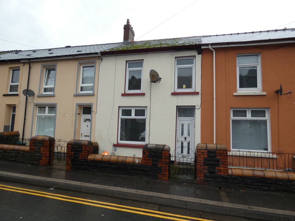 3 bed terraced house for sale in Park View Terrace, Abercwmboi