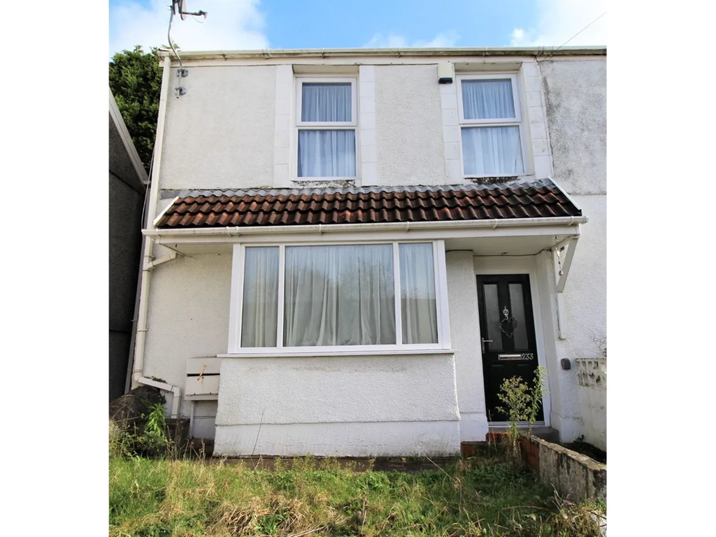 2 bed end terrace house for sale in Llangyfelach Road, Brynhyfryd