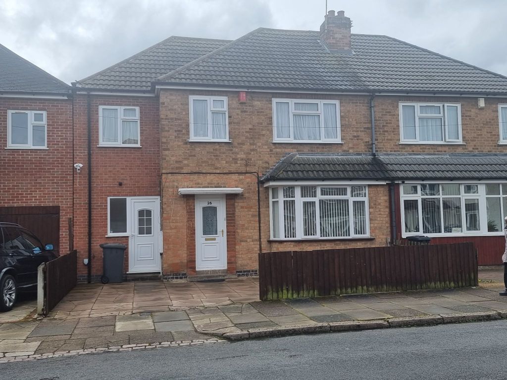 5 bed semidetached house for sale in Wavertree Drive, Belgrave