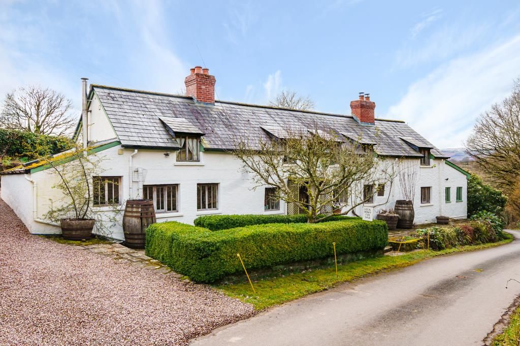 4 bed detached house for sale in Newton St Margarets, Herefordshire HR2