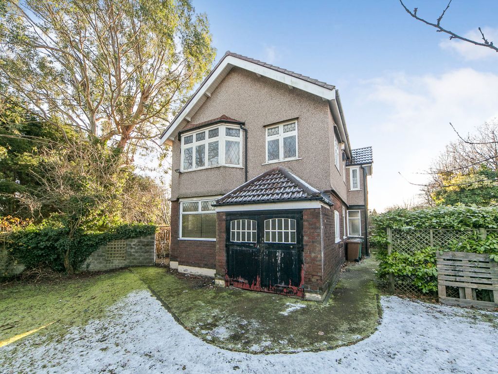 5 bed semidetached house for sale in Thornton Road, Bebington, Wirral