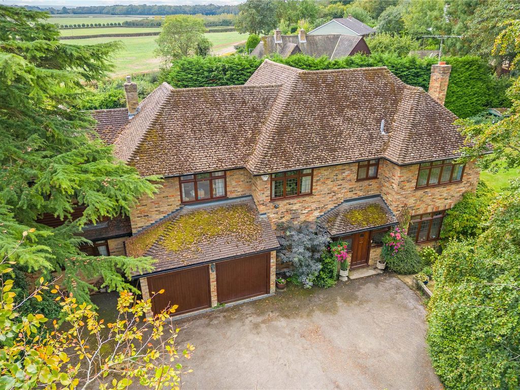 5 bed detached house for sale in Hockett Lane, Cookham Dean, Berkshire