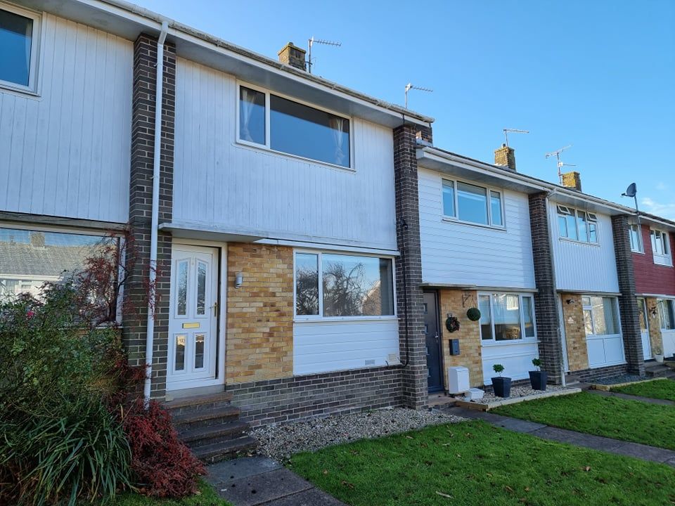2 bed terraced house for sale in woodbury park, axminster, devon ex13