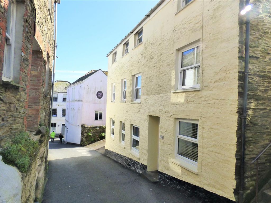 2 bed flat for sale in Lostwithiel Street, Fowey PL23, £250,000 Zoopla
