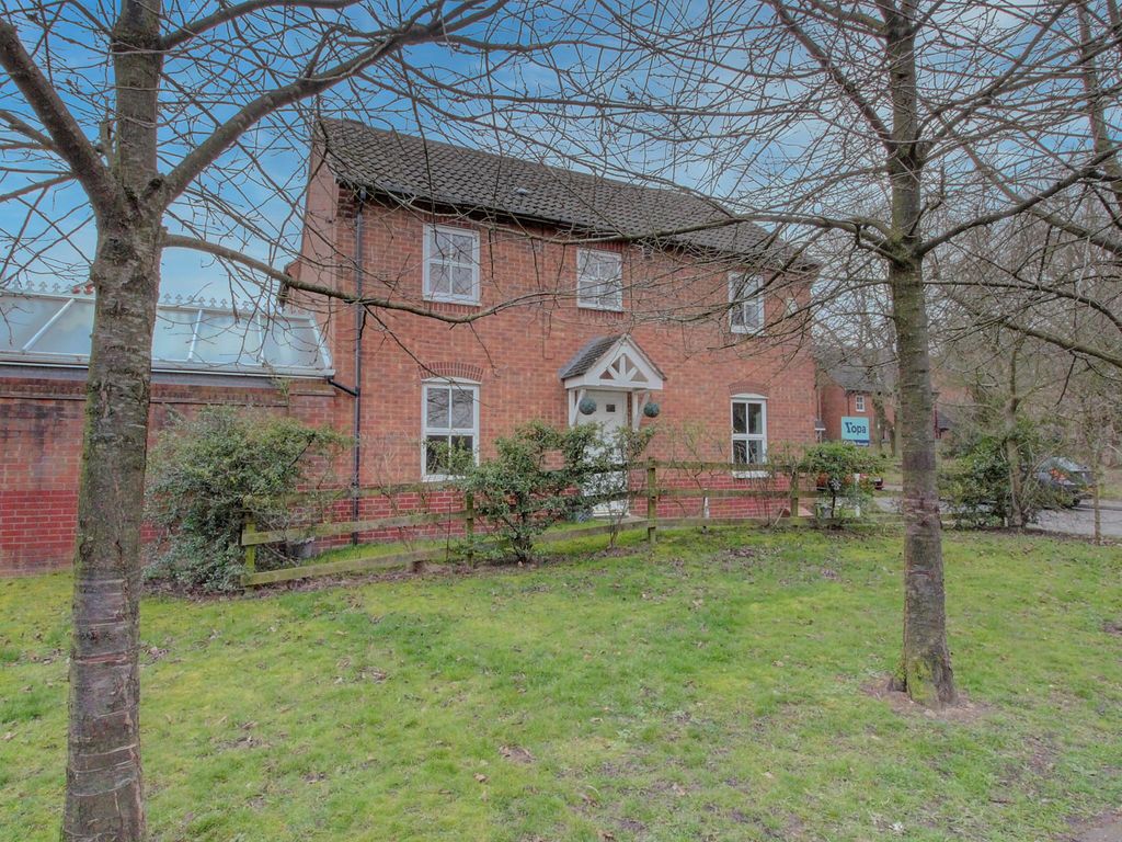 3 bed detached house for sale in Staples Drive, Coalville LE67 Zoopla