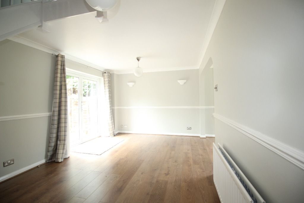 2 bed terraced house to rent in Mitchell Close, Slough SL1, £1,700 pcm