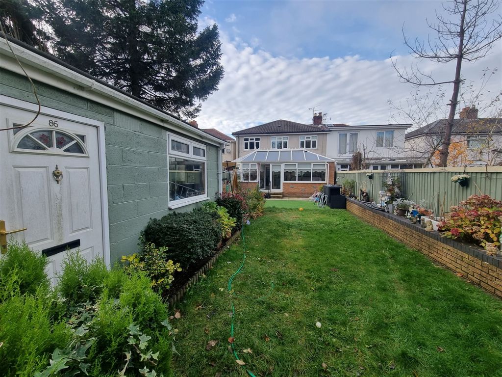 3 bed semidetached house for sale in Moorhey Road, Maghull L31, £