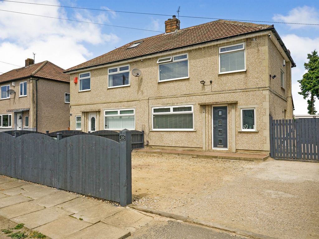 3 bed semidetached house for sale in Plumpton Gardens, Bradford BD2 Zoopla