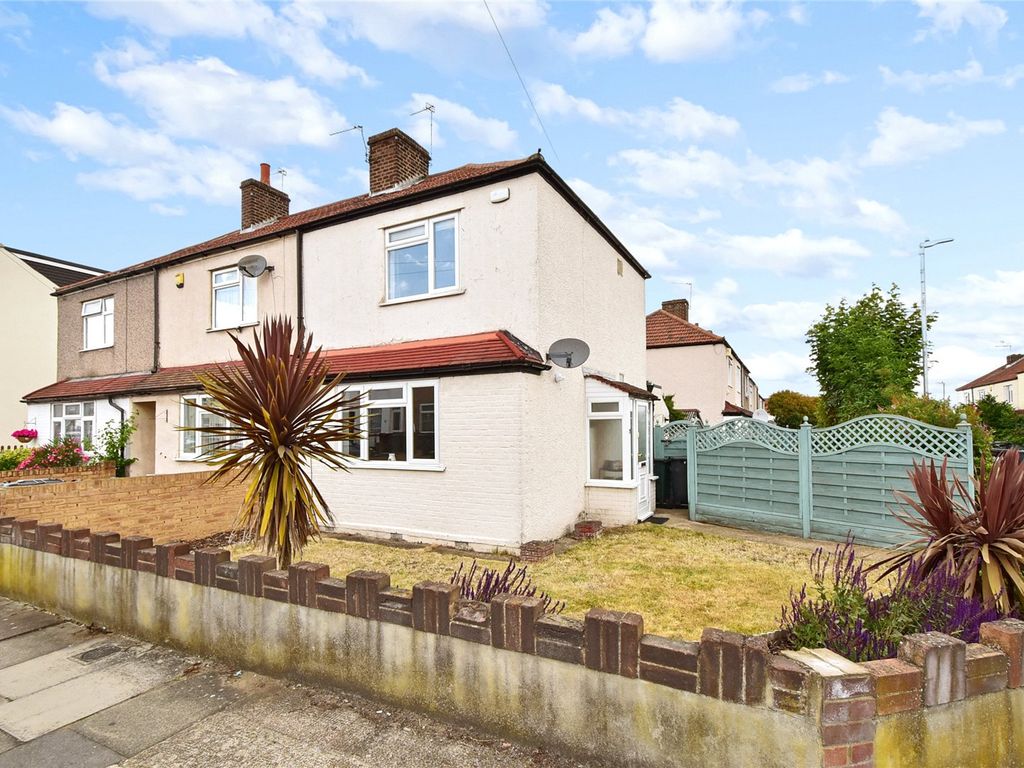 2 bed end terrace house for sale in Barham Road, Dartford, Kent DA1