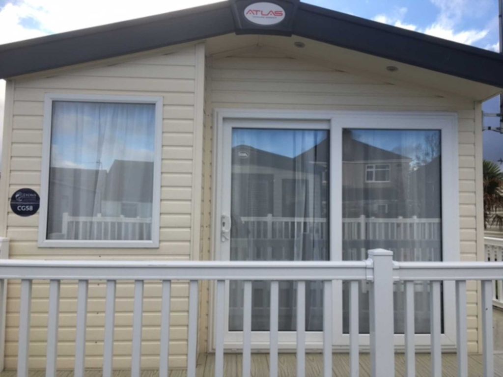 2 bed mobile/park home for sale in Coast Road, Rhyl LL18, £20,750 Zoopla