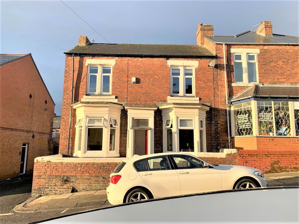 2 bed end terrace house for sale in Roman Road, South Shields NE33 Zoopla