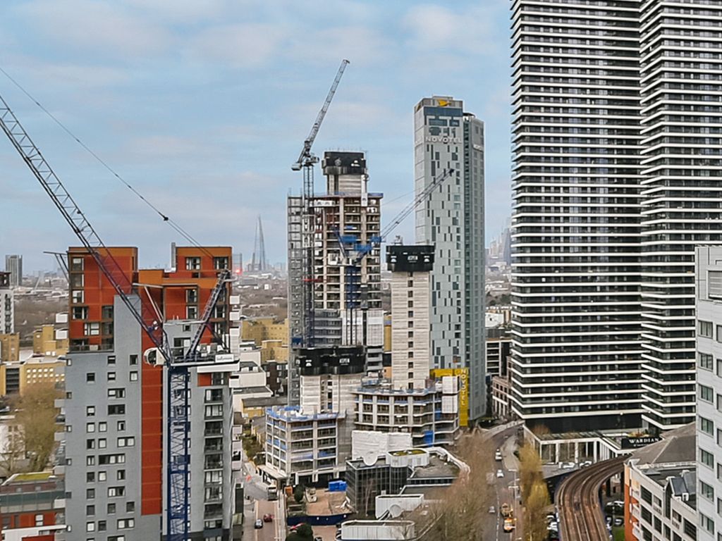 Aspen, Consort Place, Canary Wharf E14  