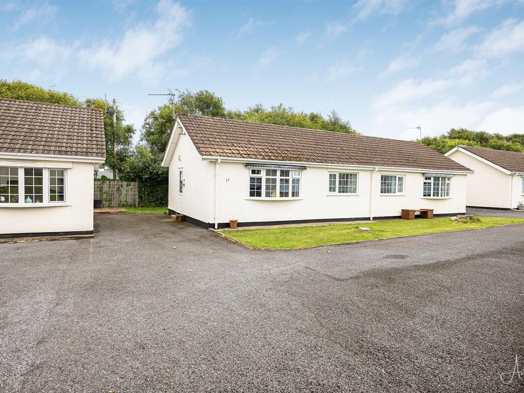 2 bed chalet for sale in Monksland Road, Reynoldston, Swansea SA3, £