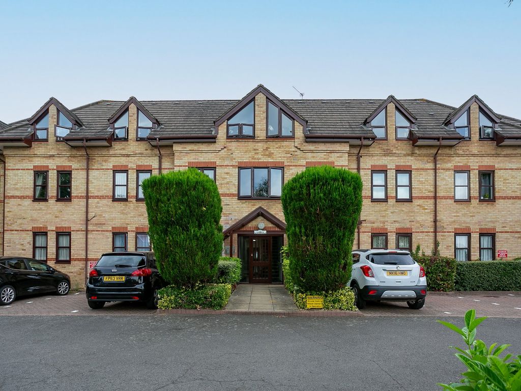 1 bed detached house for sale in The Gables, North Orbital Road