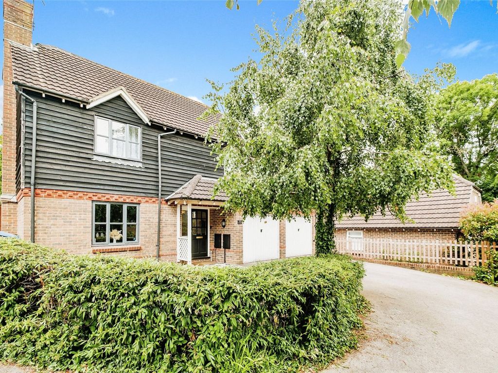 4 bed detached house for sale in Mill Mead, Ashington, Pulborough, West