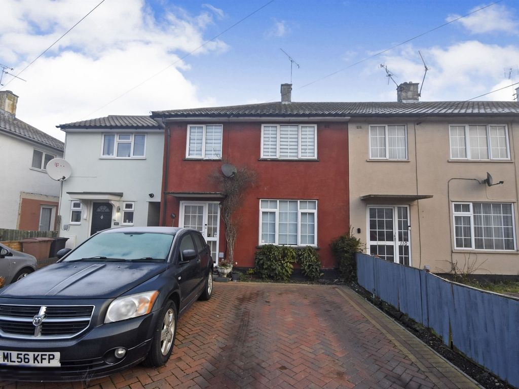 3 bed terraced house for sale in Forest Drive, Chelmsford CM1 Zoopla
