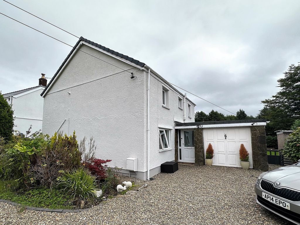 4 bed detached house for sale in Tan Y Waun, Penrhos, Ystradgynlais