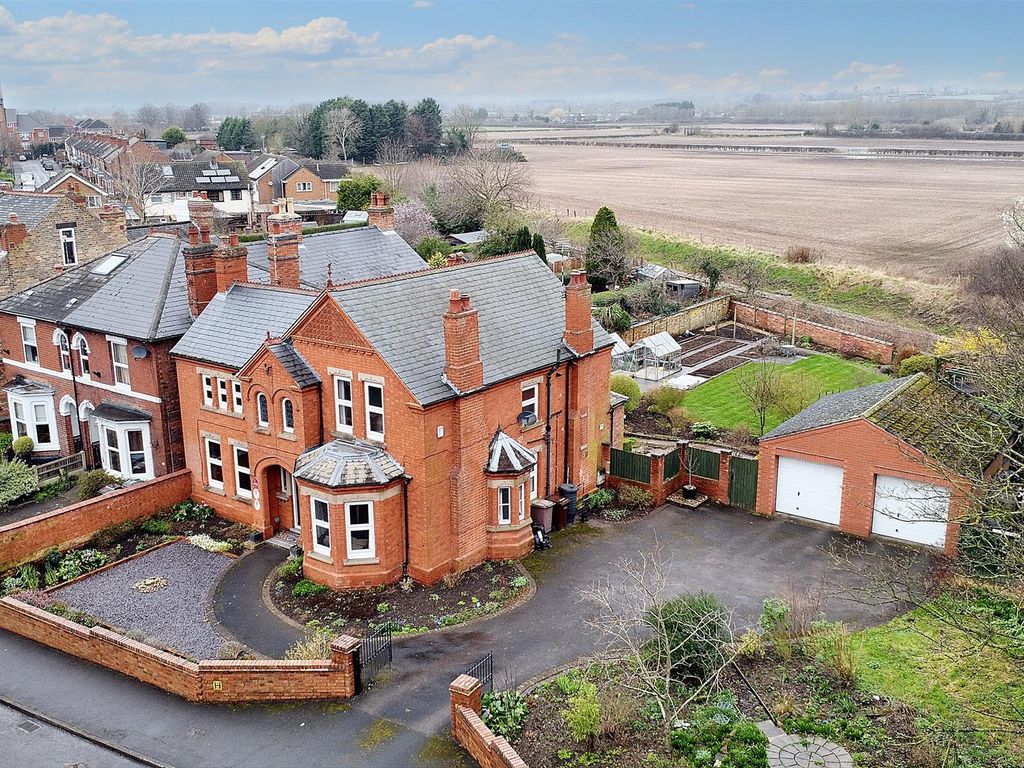 4 bed detached house for sale in Station Road, Draycott, Derby DE72, £