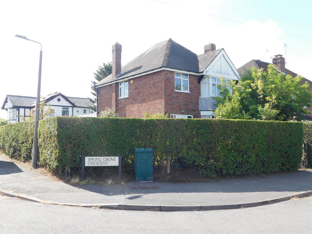 3 bed detached house for sale in Spring Grove Crescent, Kidderminster