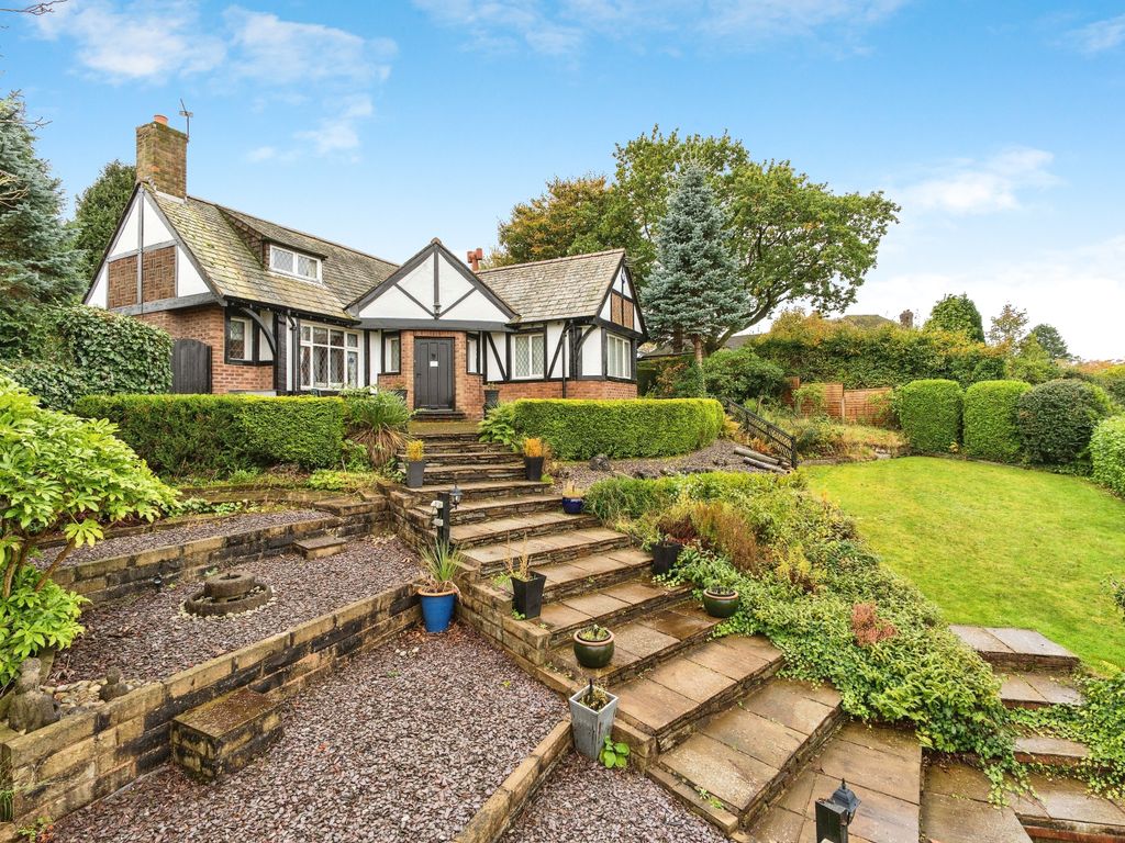 4 bed bungalow for sale in Delphfields Road, Appleton, Warrington