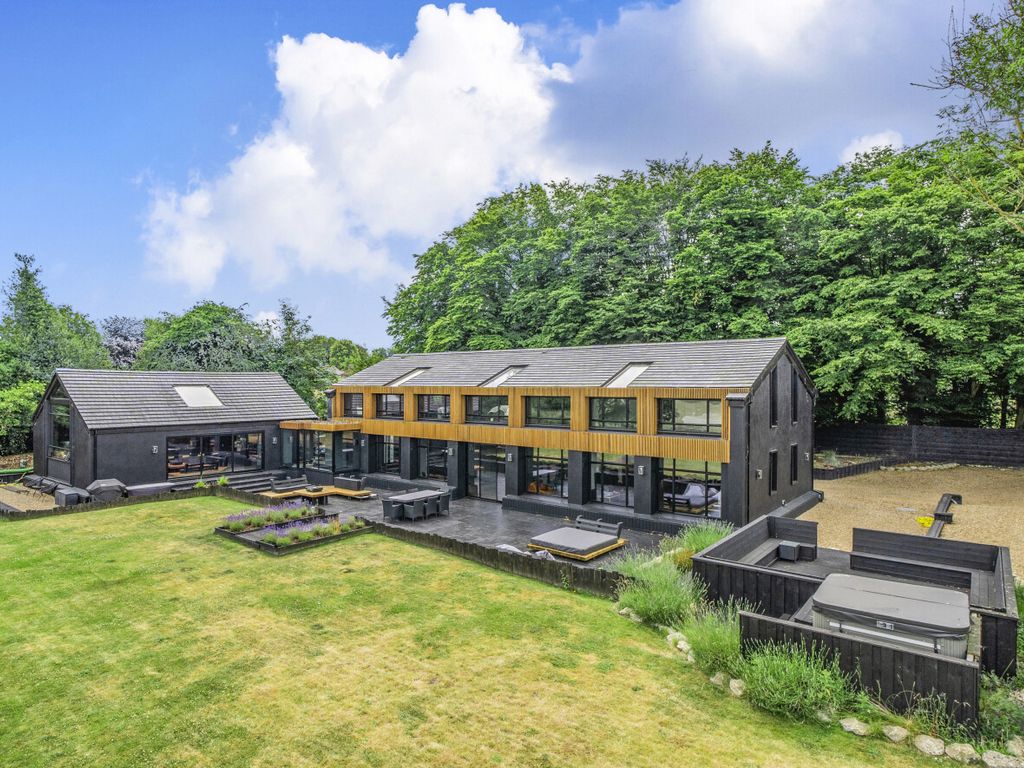 5 bed detached house for sale in Church Road, Halstead, Sevenoaks, Kent