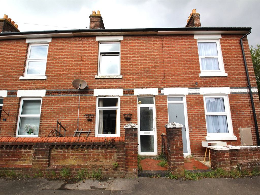 2 bed terraced house for sale in New Road, Fareham, Hampshire PO16, £
