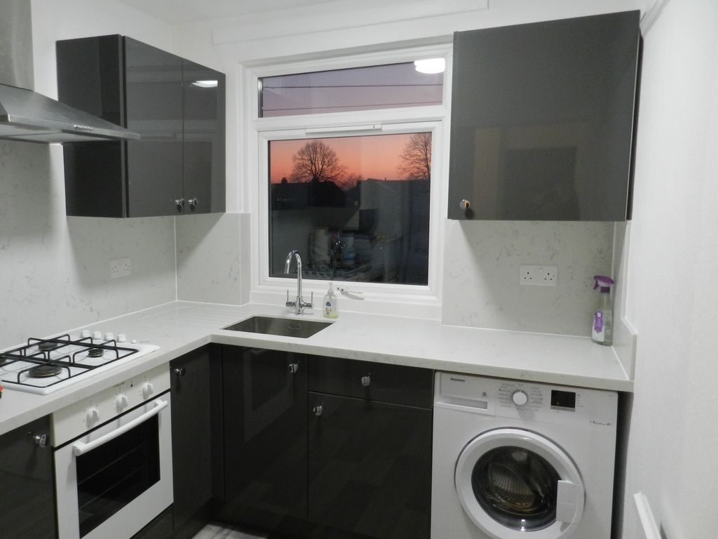 1 bed flat to rent in Kenfig Road, Whitchurch CF14 Zoopla