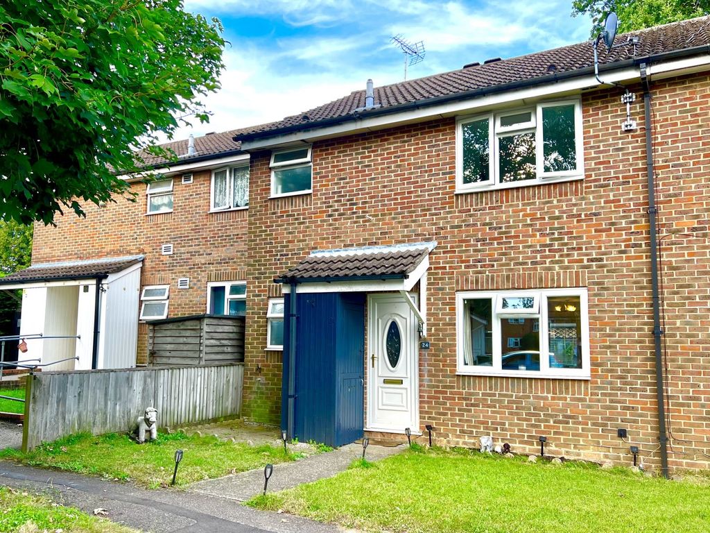 3 bed terraced house for sale in Isis Way, Sandhurst, Berkshire GU47, £