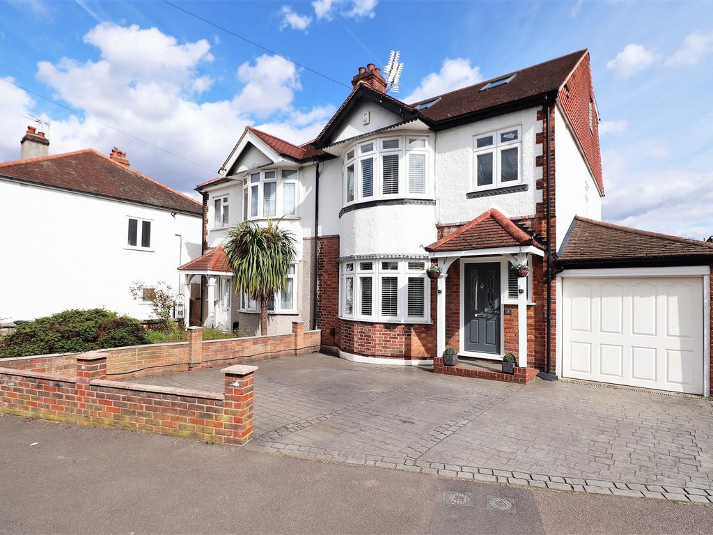 4 bed semidetached house for sale in Felhampton Road, New Eltham