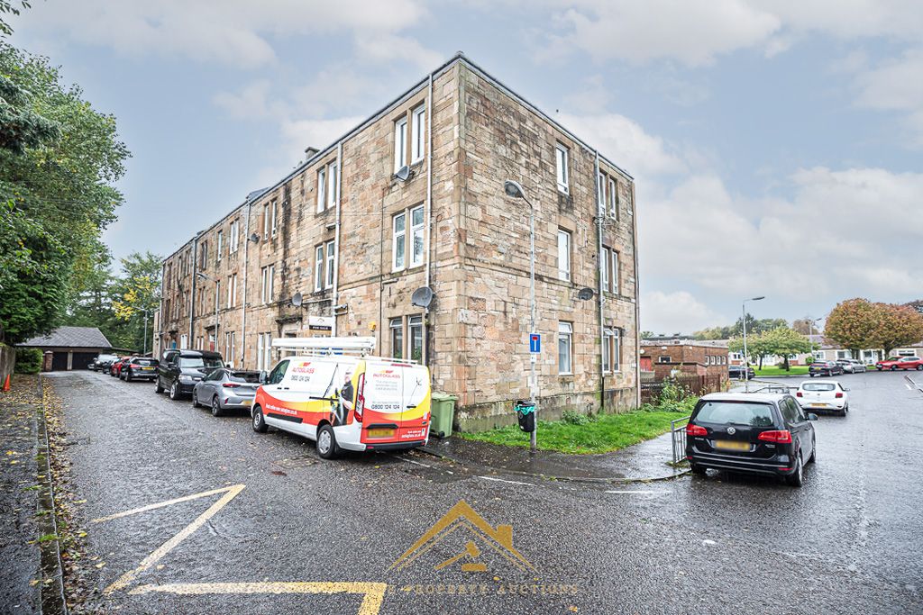 1 bed flat for sale in 1/1, 82 Queen Street, Kirkintilloch G66, £57,000