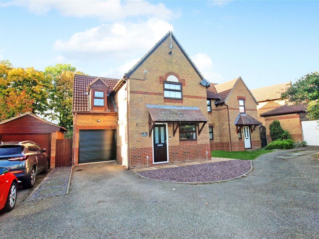 Johnson Avenue, Brackley NN13