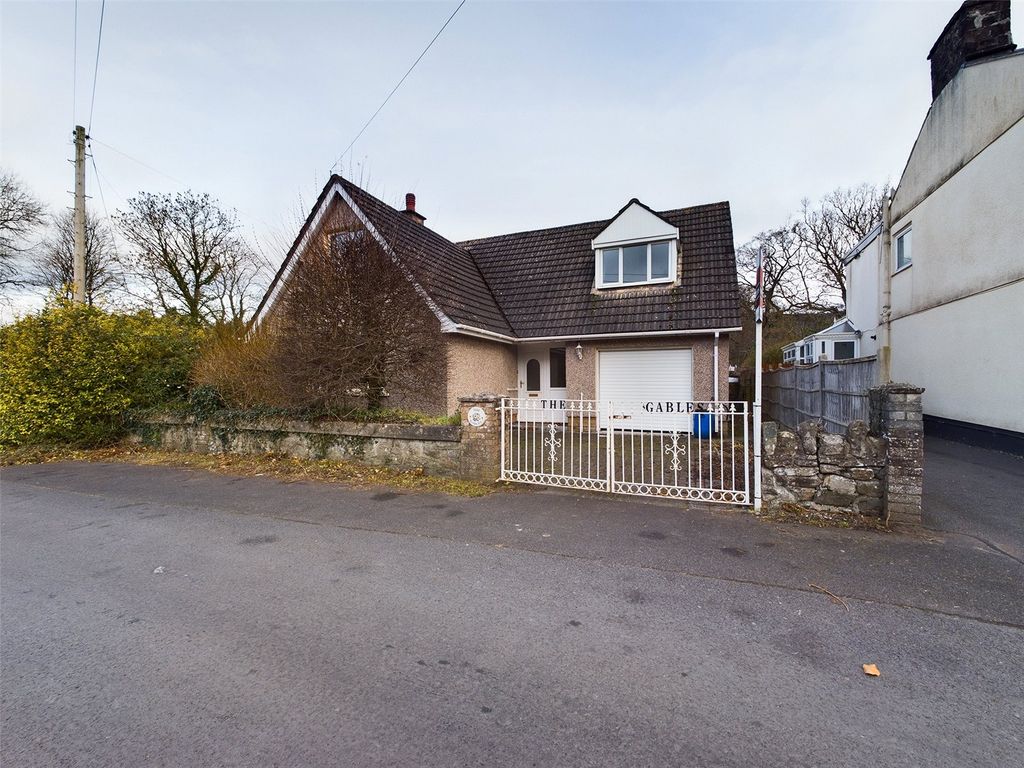 4 bed detached house for sale in Common Road, Gilwern, Abergavenny
