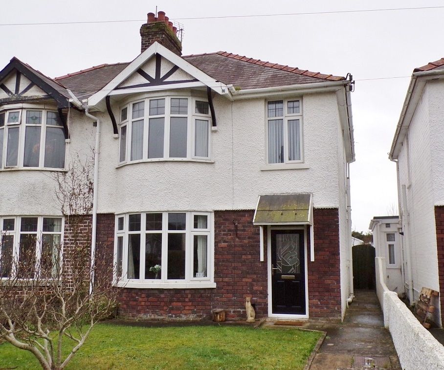 3 bed semidetached house for sale in New Road, Porthcawl CF36, £