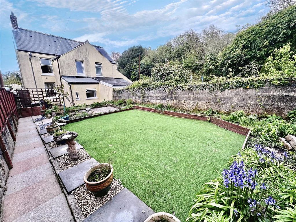 3 bed semidetached house for sale in Roche Road, Bugle, St. Austell