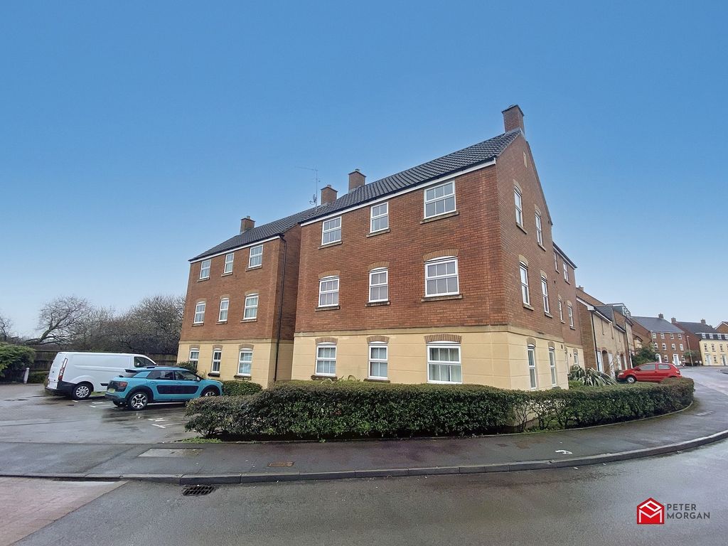 2 bed flat for sale in Longacres, Bridgend, Bridgend County. CF31 Zoopla