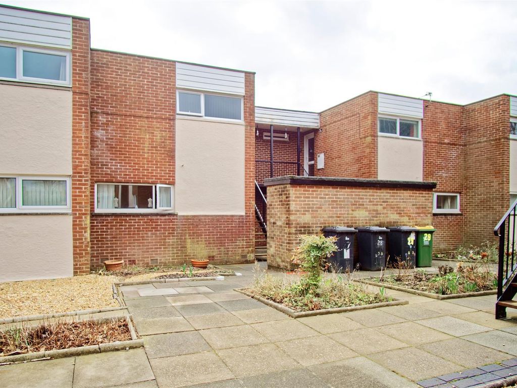 2 bed flat to rent in Tinniswood, AshtonOnRibble, Preston PR2 Zoopla