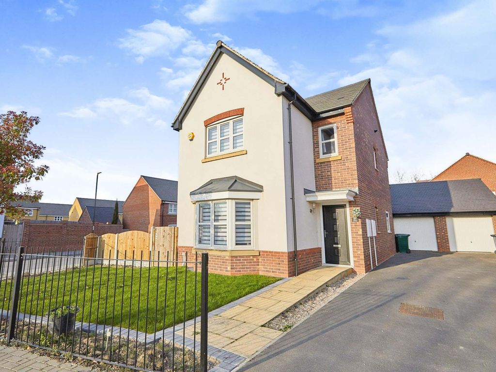 4 bed detached house for sale in Tutbury Avenue, Littleover, Derby
