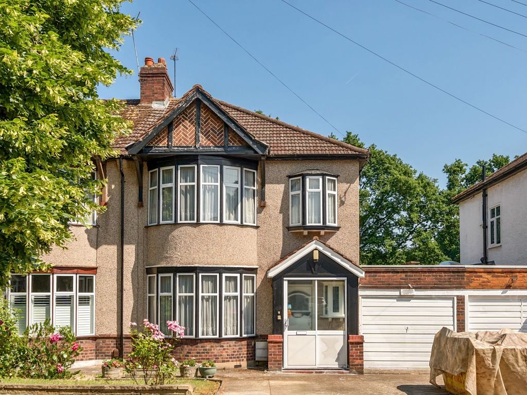 3 bed semidetached house for sale in Ridgeway Drive, Bromley BR1 Zoopla