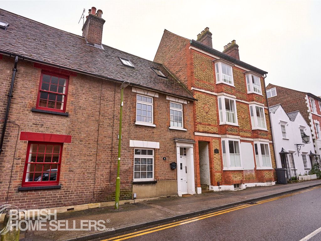 3 bed terraced house for sale in Castle Street, Berkhamsted, Hertfordshire HP4, £640,000 Zoopla