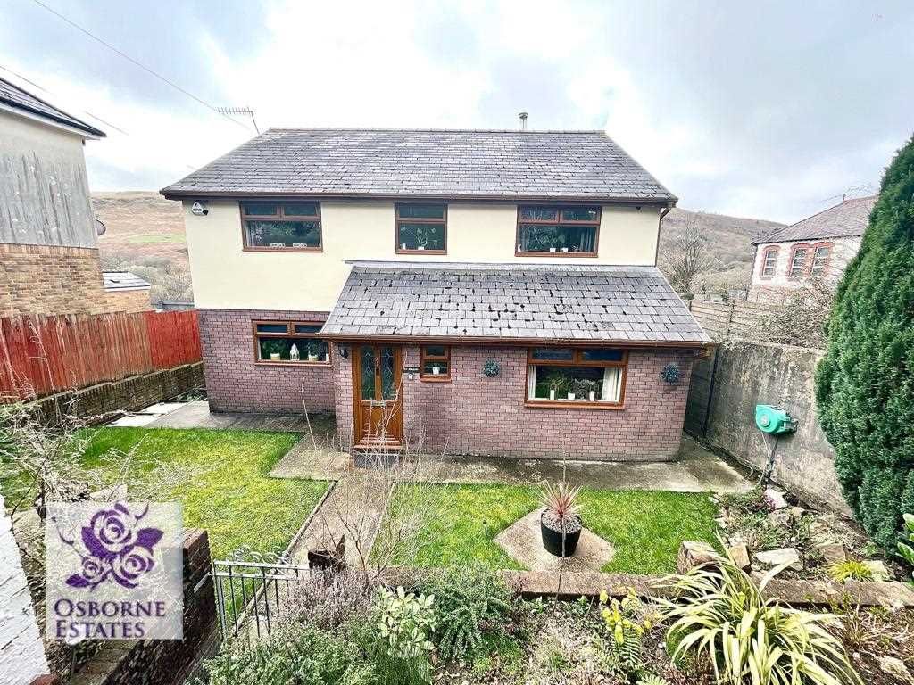 4 bed detached house for sale in Ty Berllan, Brithwynedd Road, Tonypandy CF40 Zoopla