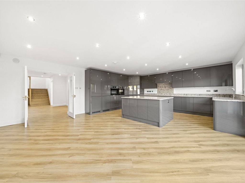 New home, 4 bed semidetached house for sale in Chestfield Road