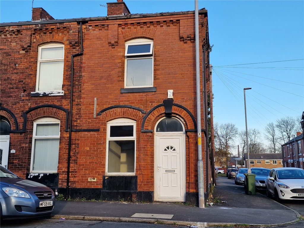 2 bed end terrace house for sale in Birch Street, AshtonUnderLyne OL7