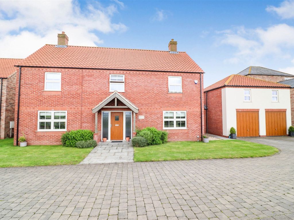 5 bed detached house for sale in Pingley Park, Brigg DN20, £435,000 Zoopla
